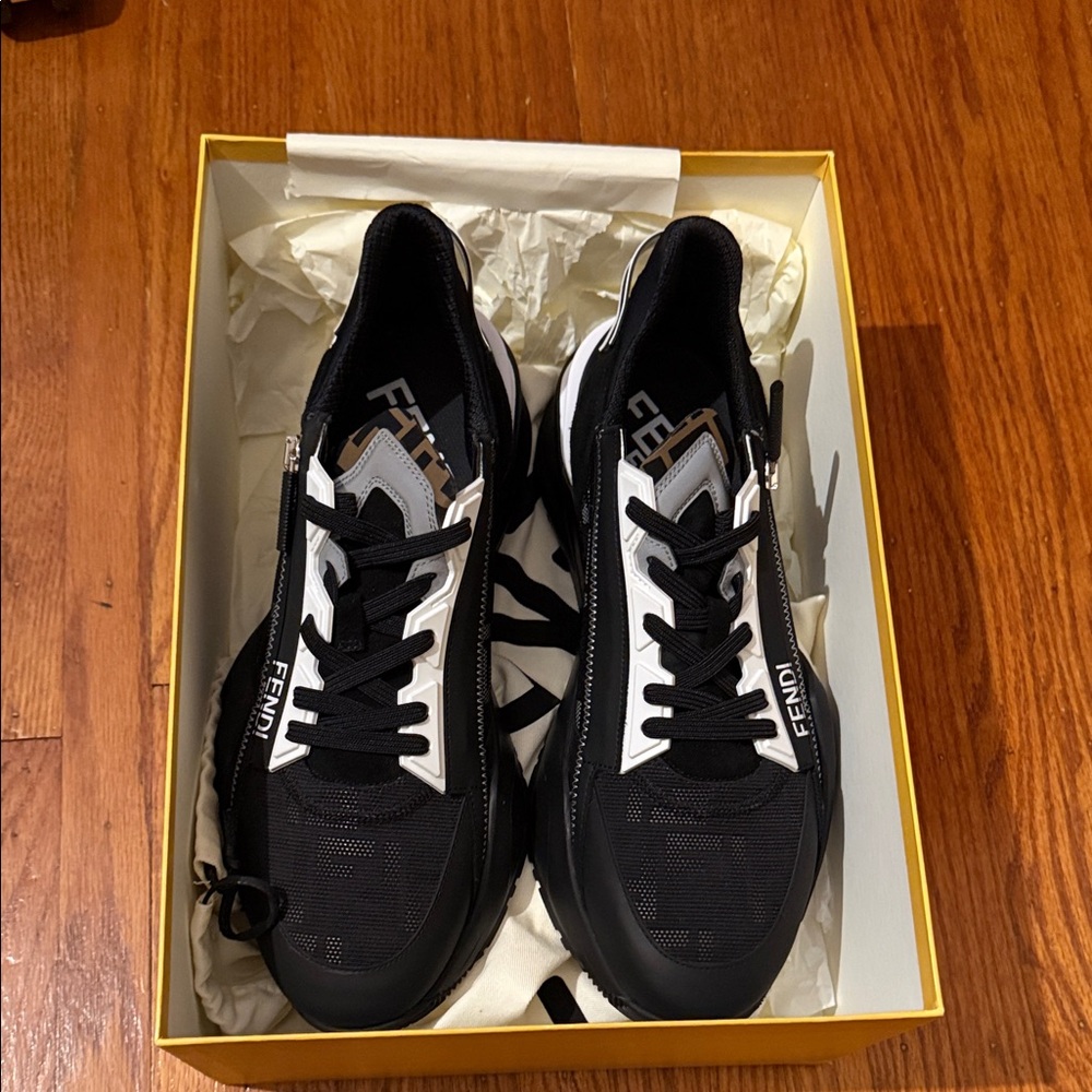 Fendi Flow Black and White Men's Sneakers